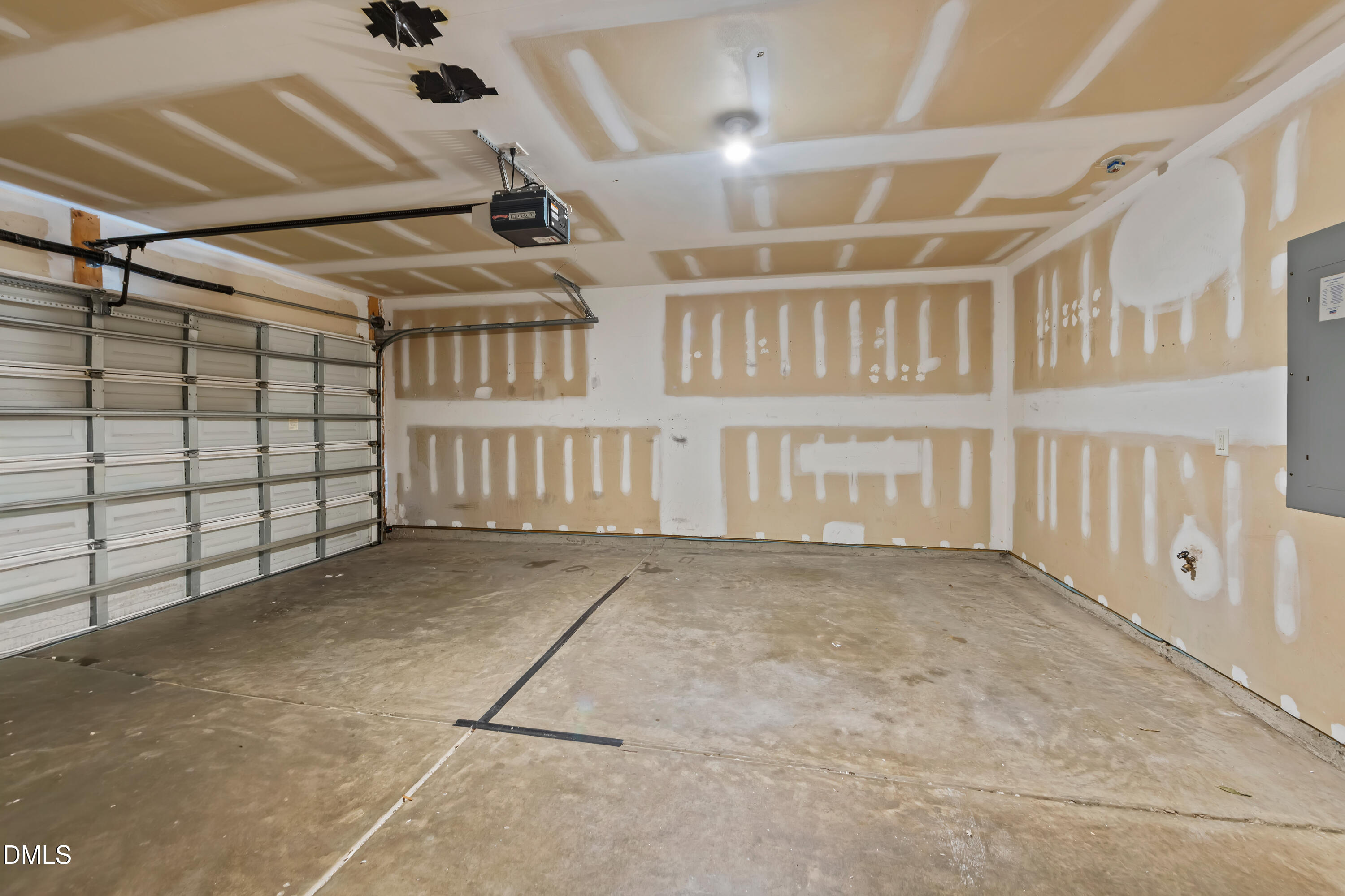 3645 Edgemont Drive Raleigh, NC 27612 - Photo 19 of 33 DSC_0516