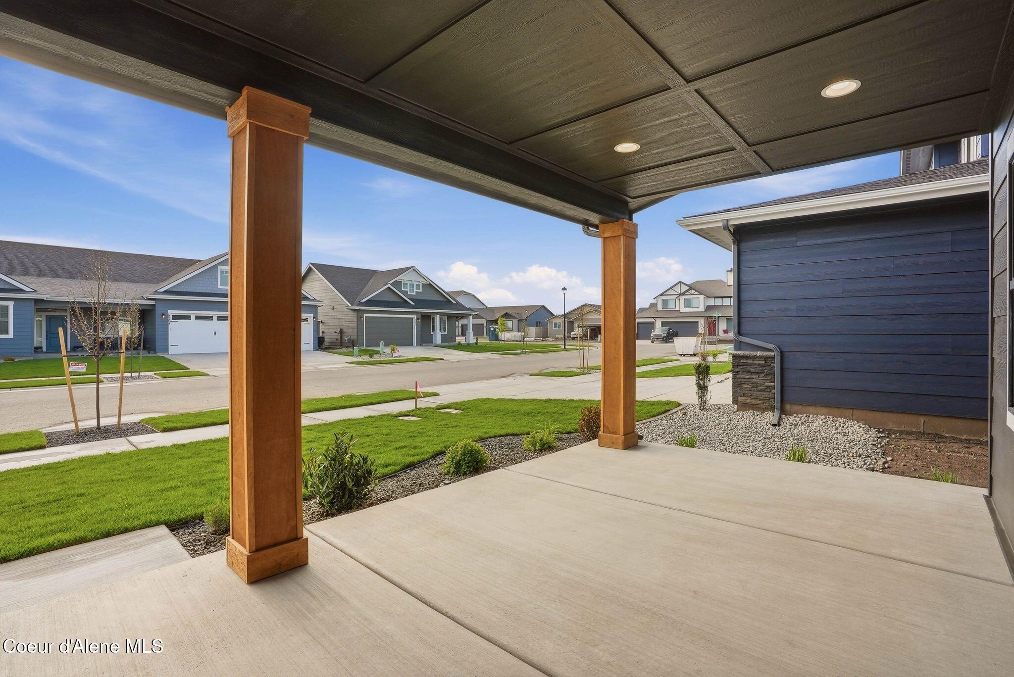 3297 North Segar Loop Post Falls, ID 83854 - Photo 4 of 48 4
