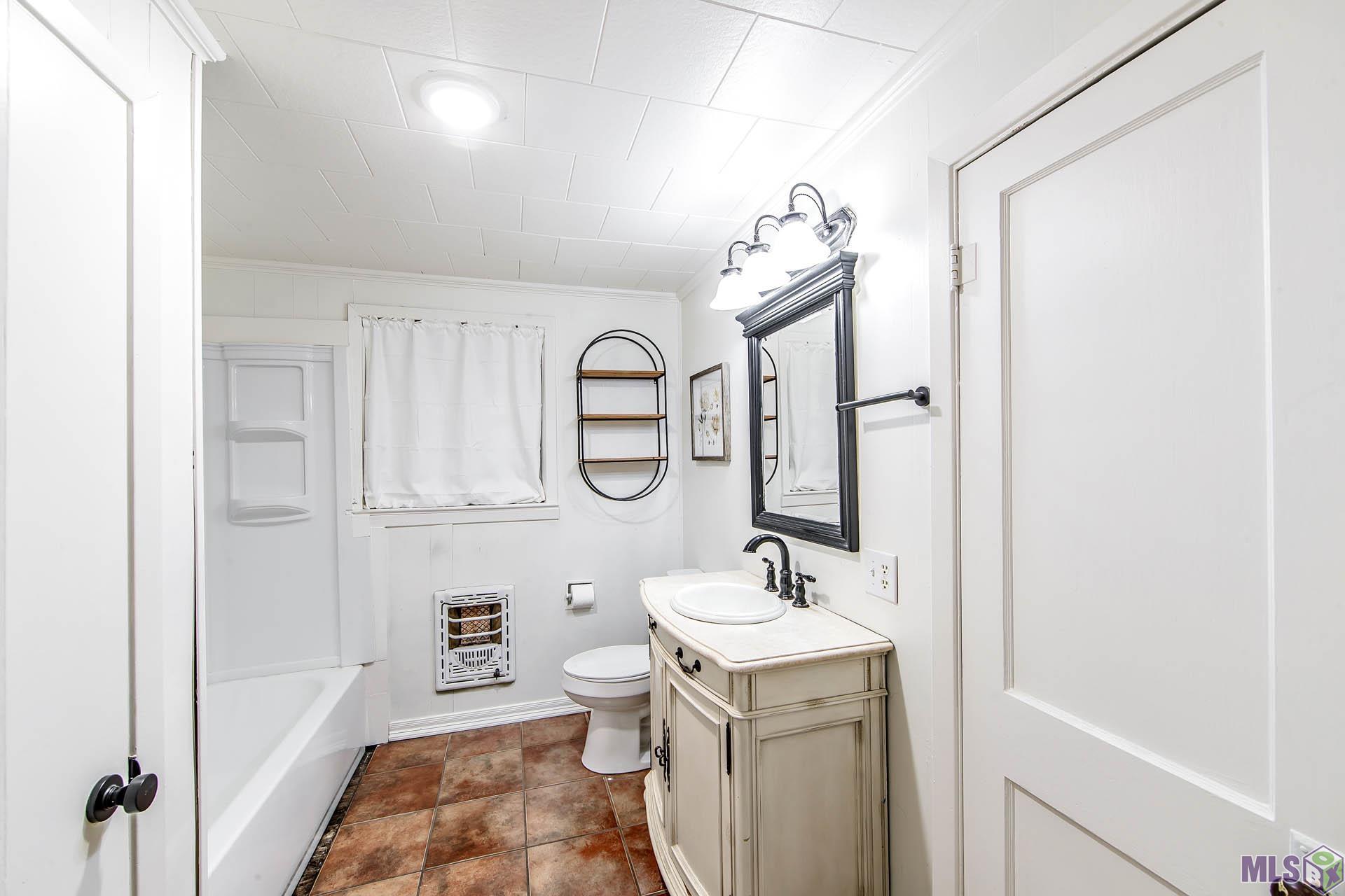 2548 Highway 1 Raceland, LA 70394 - Photo 9 of 12 Gallery Image 9