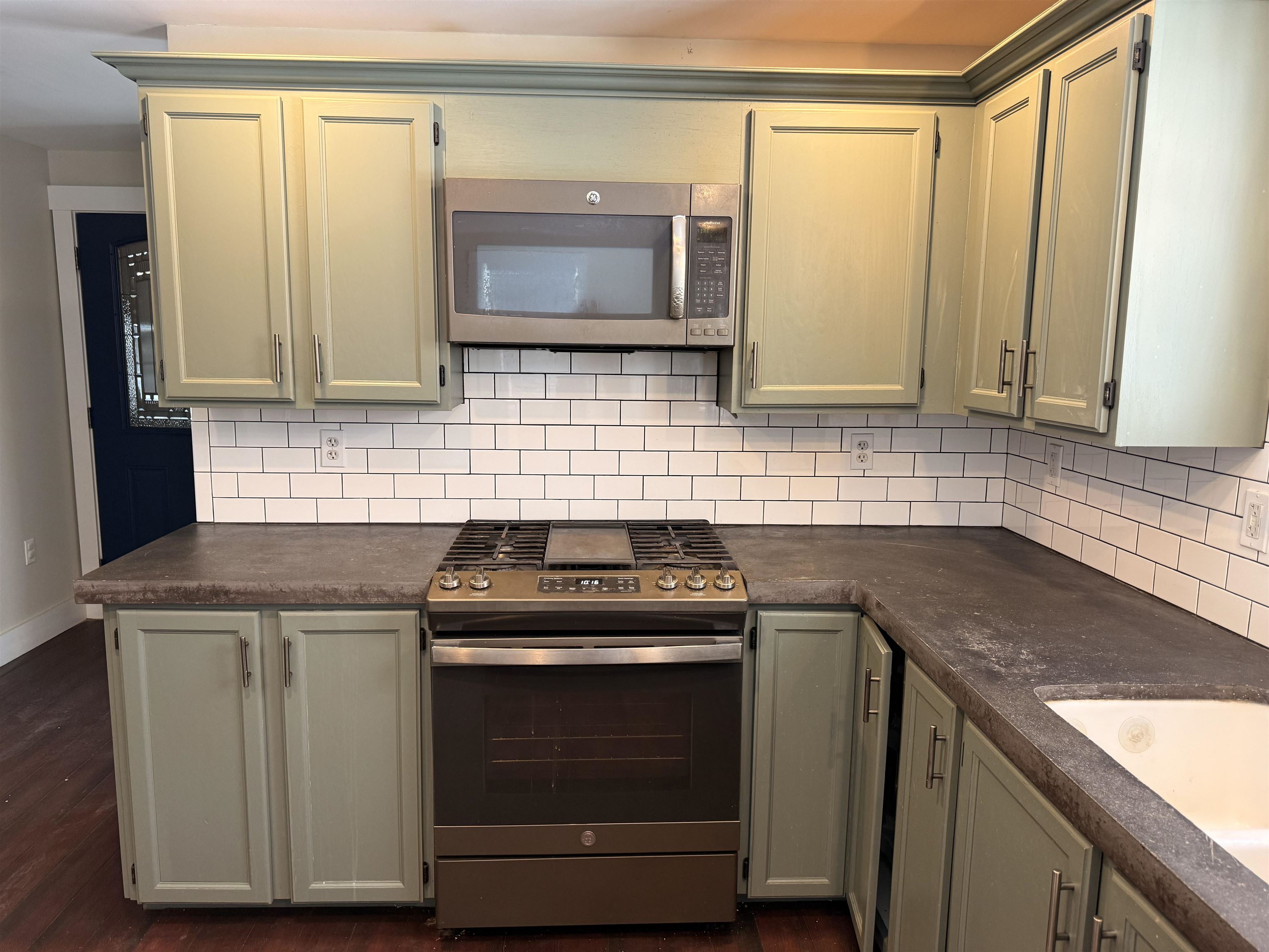 10 Henry Cotton Road Conway, NH 03813 - Photo 4 of 26