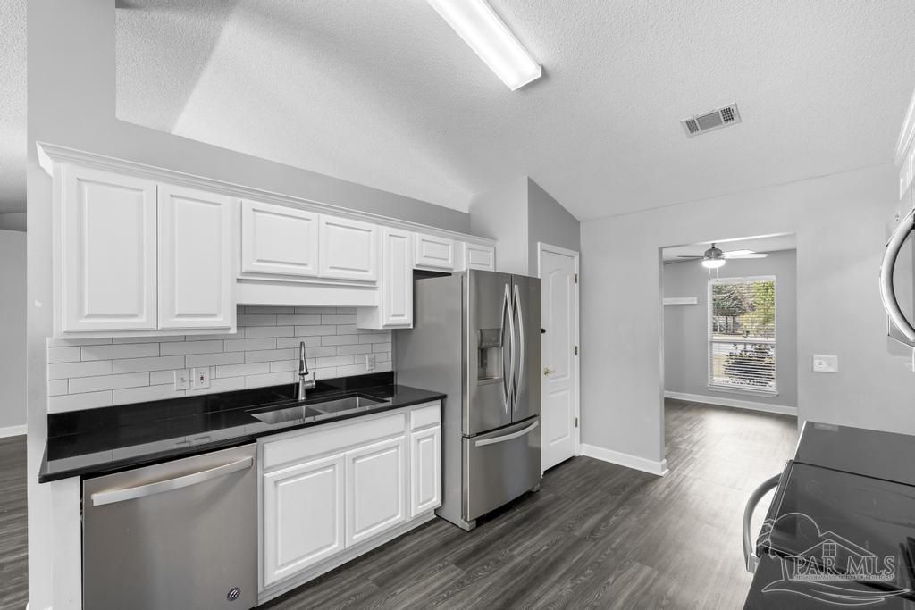 1068 Joaquin Road Pensacola, FL 32506 - Photo 14 of 42