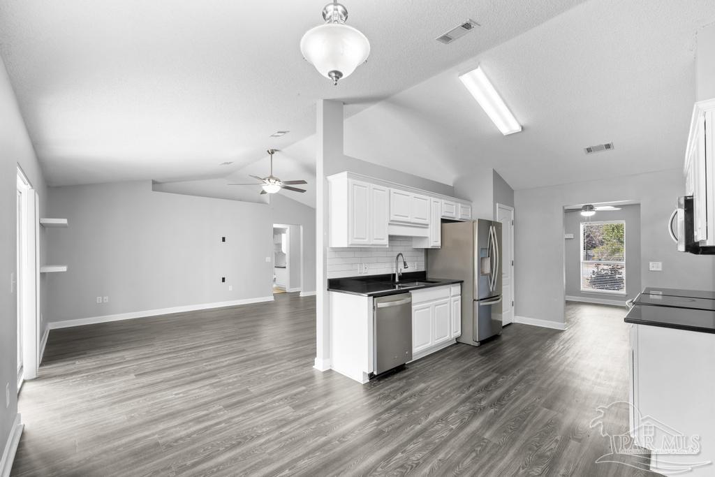 1068 Joaquin Road Pensacola, FL 32506 - Photo 17 of 42