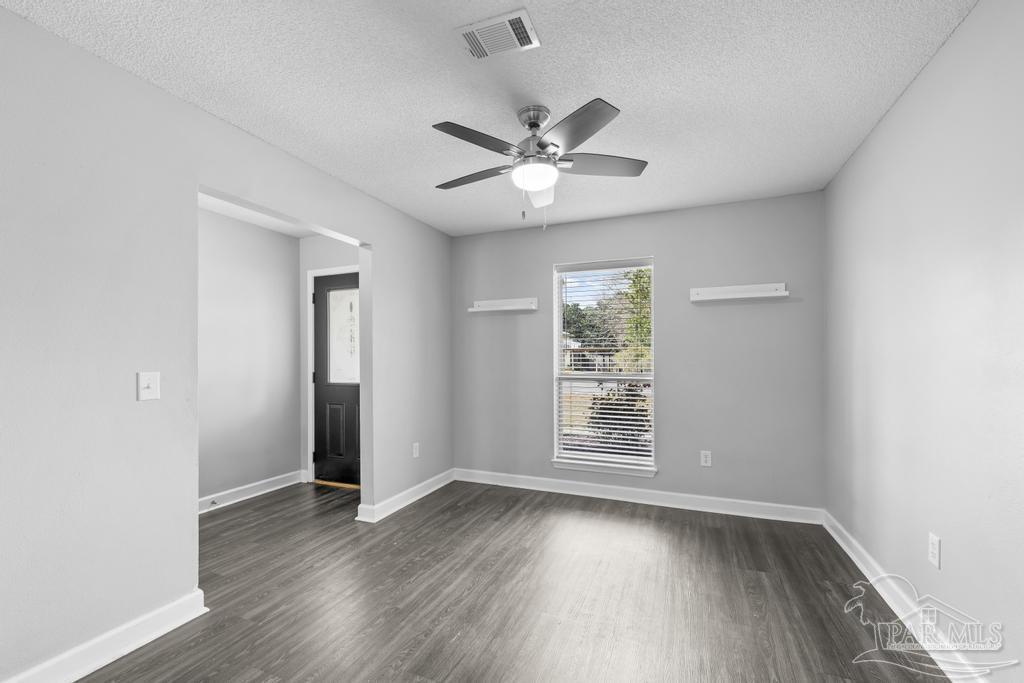 1068 Joaquin Road Pensacola, FL 32506 - Photo 32 of 42