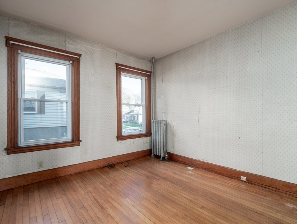 52 Dustin Street Worcester, MA 01604 - Photo 28 of 42 Gallery Image 28