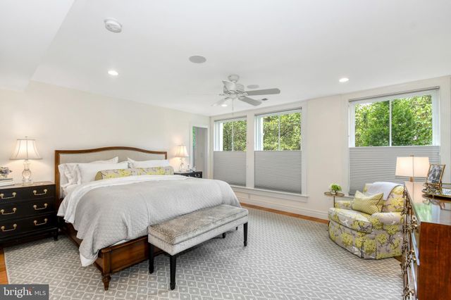 $2,130,000 | 323 North Columbus Street, Alexandria, VA 22314