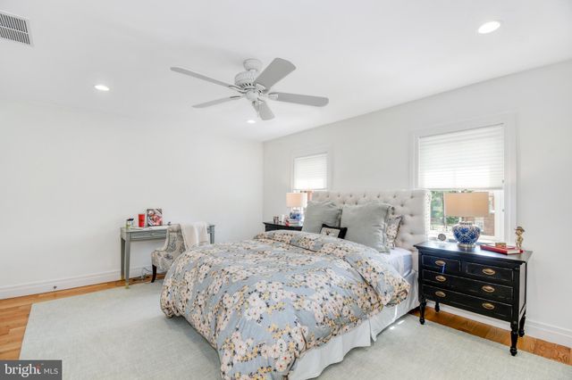 $2,130,000 | 323 North Columbus Street, Alexandria, VA 22314