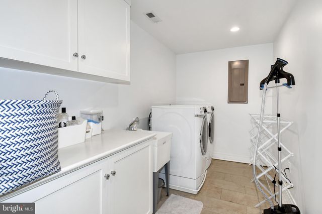 $2,130,000 | 323 North Columbus Street, Alexandria, VA 22314