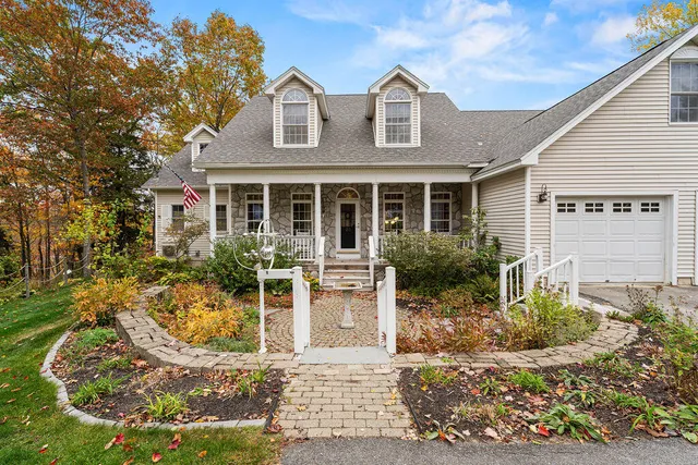 $775,000 | 23 The Landing, Winterport, ME 04496