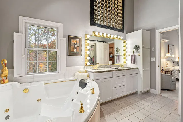 $775,000 | 23 The Landing, Winterport, ME 04496