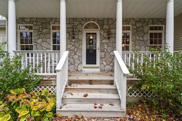 $775,000 | 23 The Landing, Winterport, ME 04496