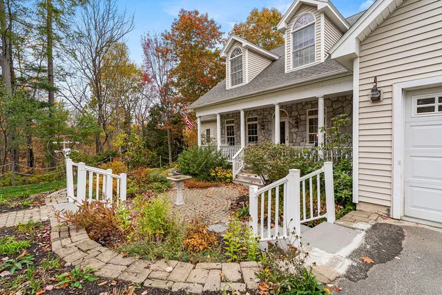 $775,000 | 23 The Landing, Winterport, ME 04496