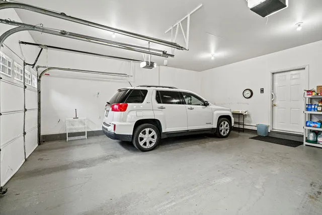 $775,000 | 23 The Landing, Winterport, ME 04496