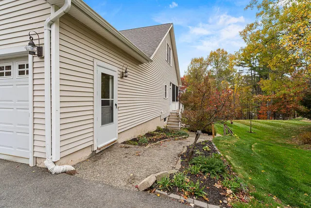 $775,000 | 23 The Landing, Winterport, ME 04496