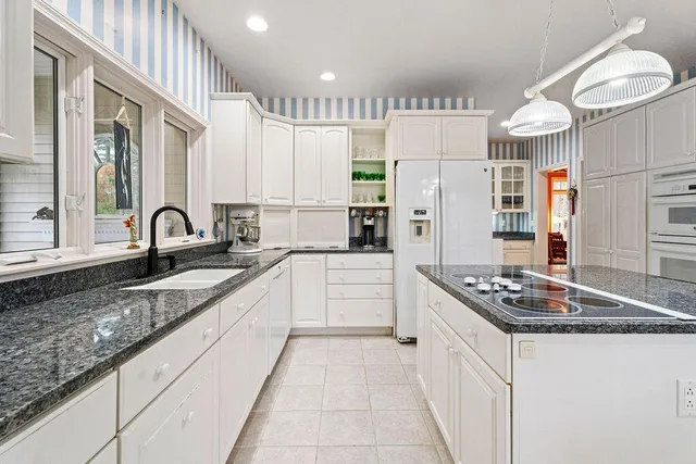 $775,000 | 23 The Landing, Winterport, ME 04496