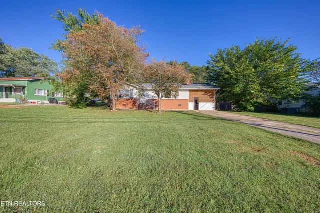 $287,000 | 1515 Charles Drive Northeast, Knoxville, TN 37918