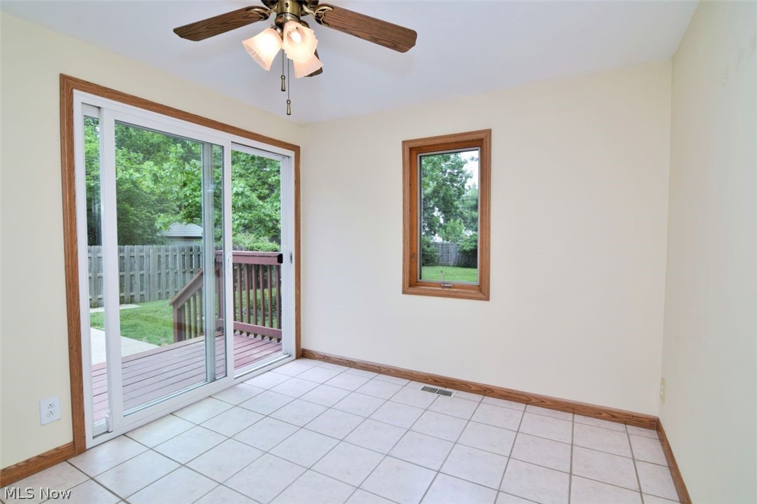 4947 Westbourne Road Lyndhurst, OH 44124 - Photo 9 of 32 Gallery Image 9