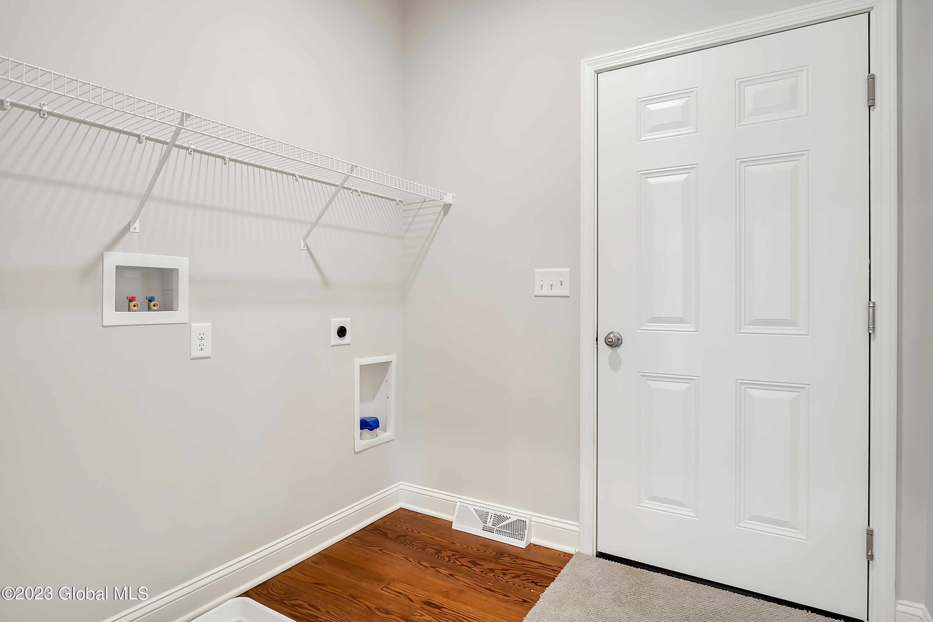 228 Wemple Road Bethlehem, NY 12077 - Photo 32 of 67 P1120892