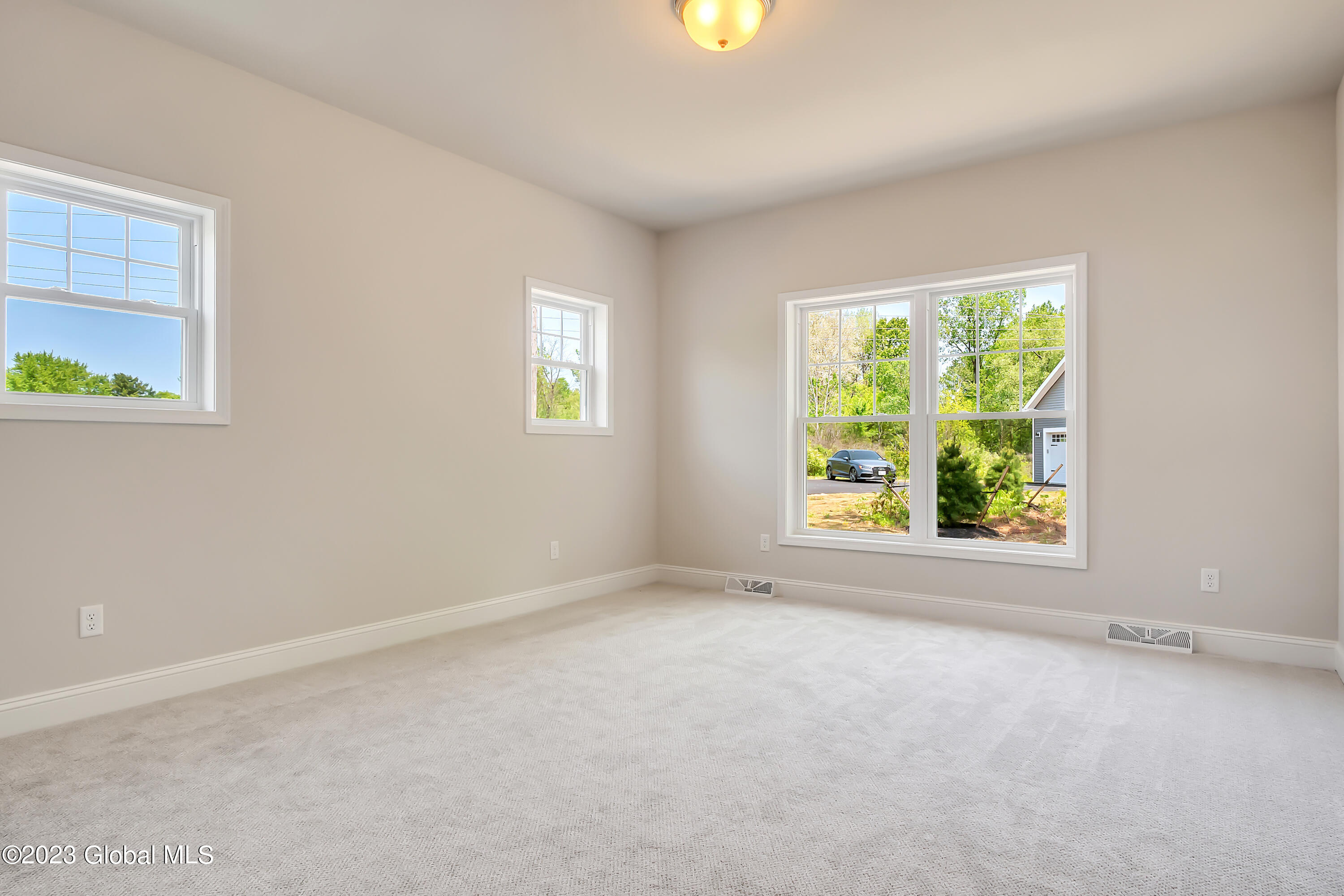 228 Wemple Road Bethlehem, NY 12077 - Photo 36 of 67 P1120897