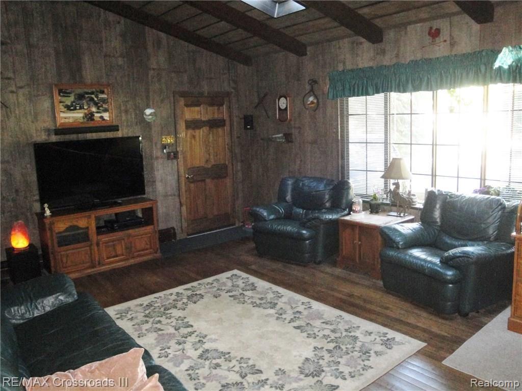 18730 Savage Road Belleville, MI 48111 - Photo 7 of 34 DSC04417.JPG