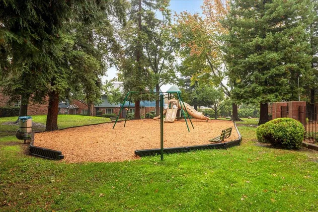 $325,000 | 4002 Oak Villa Circle, Carmichael, CA 95608