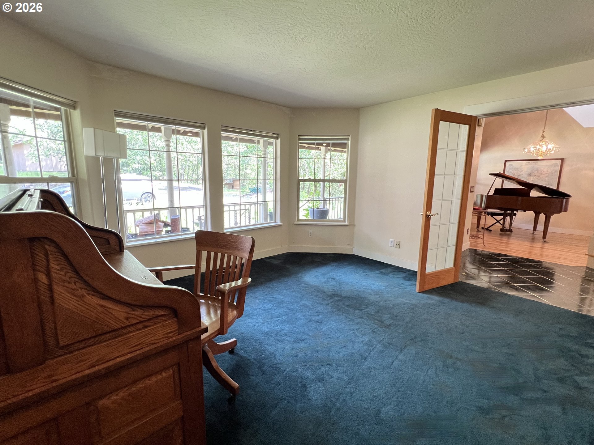 28544 Crow Road Eugene, OR 97402 - Photo 23 of 48 a view of work space with furniture and windows