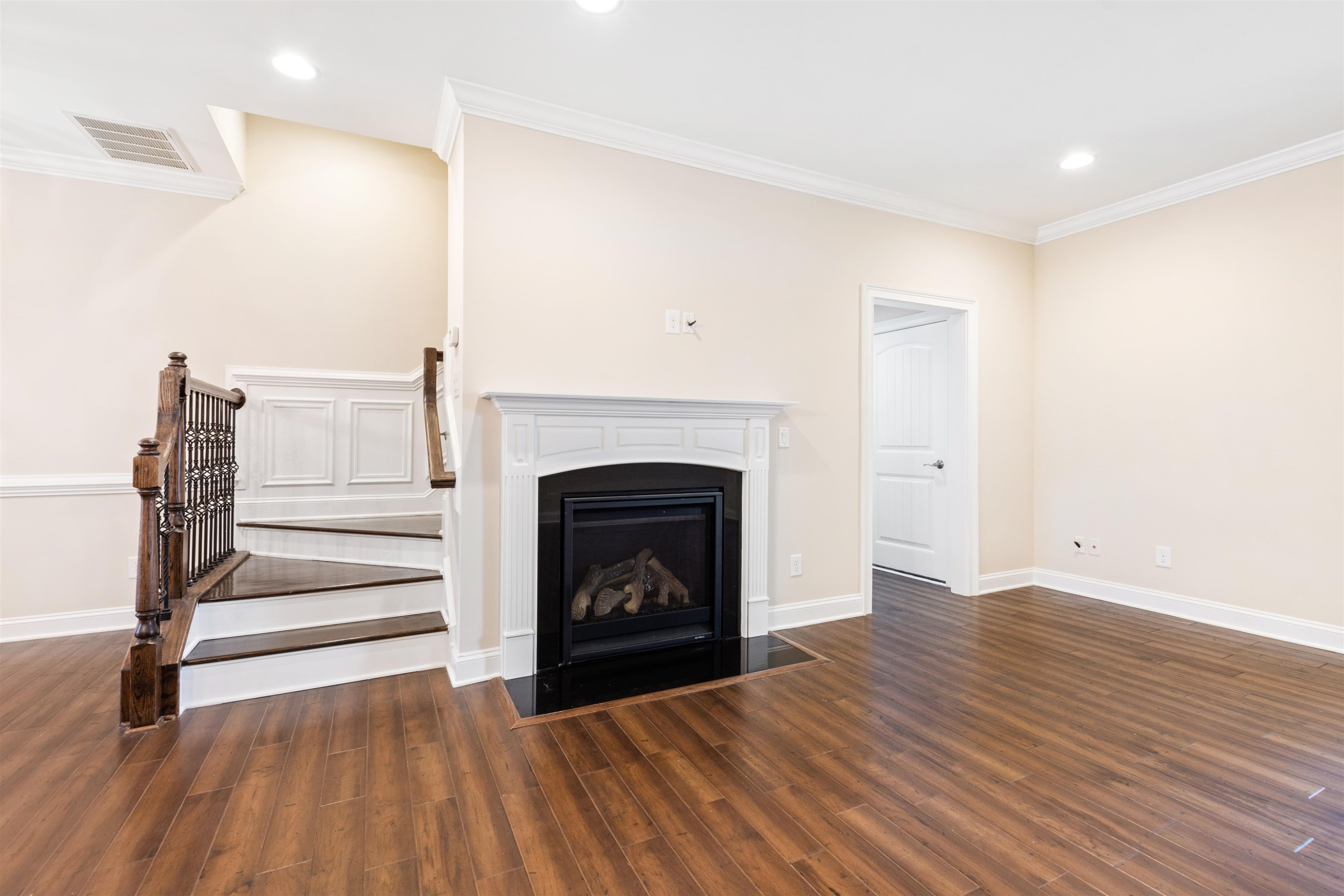 720 Fallon Grove Way Raleigh, NC 27608 - Photo 7 of 49 Photo 7