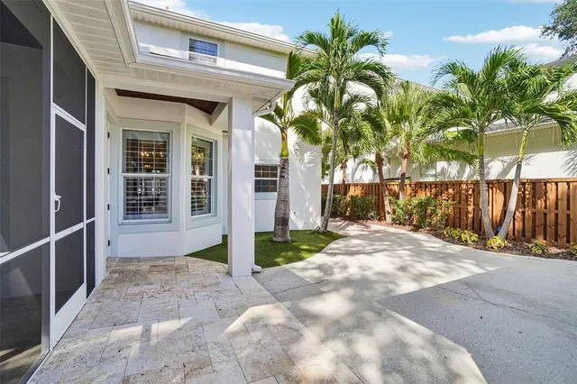 $1,975,000 | 2522 West Watrous Avenue, Tampa, FL 33629