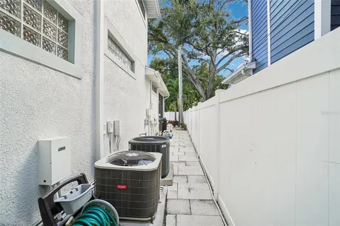 $1,975,000 | 2522 West Watrous Avenue, Tampa, FL 33629