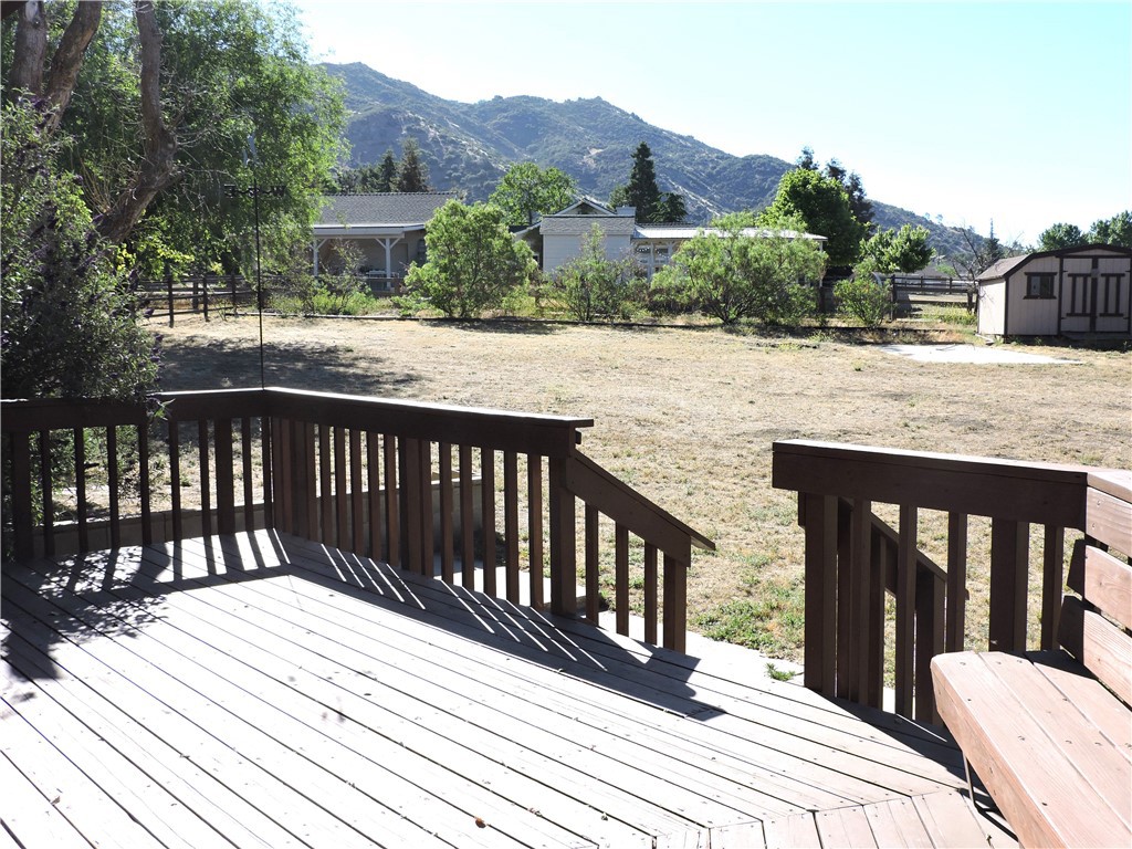 26931 Columbia Way Tehachapi, CA 93561 - Photo 16 of 49 View to the east from the deck.