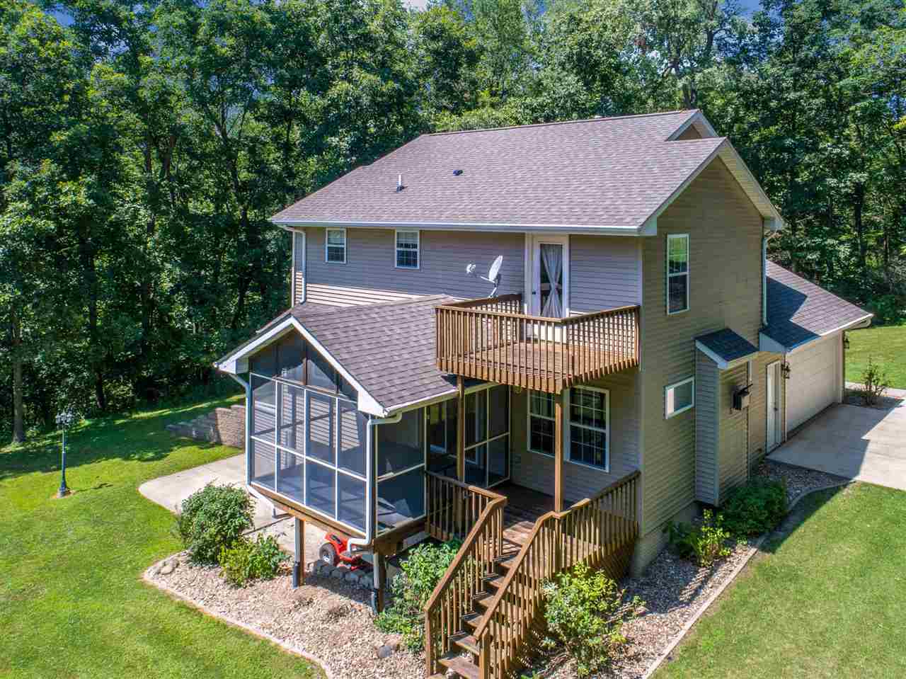 3043 Sandy Beach Road Northeast Swisher, IA 52338 - Photo 1 of 9 Gallery Image 1