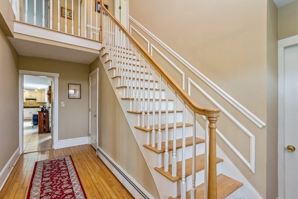 47 Singletary Avenue Sutton, MA 01590 - Photo 18 of 42