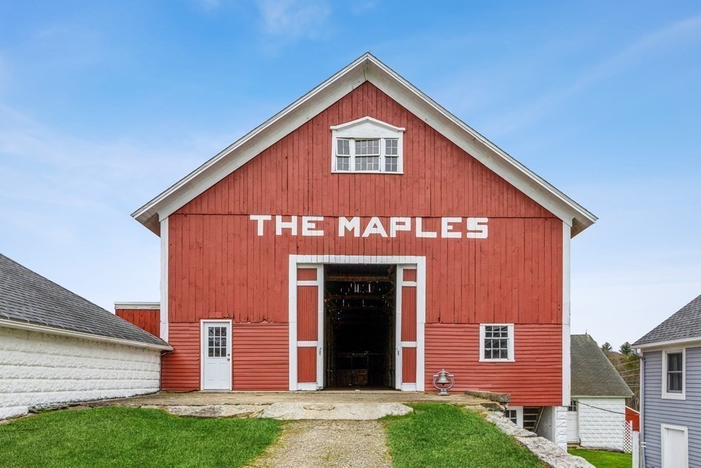 47 Singletary Avenue Sutton, MA 01590 - Photo 6 of 42