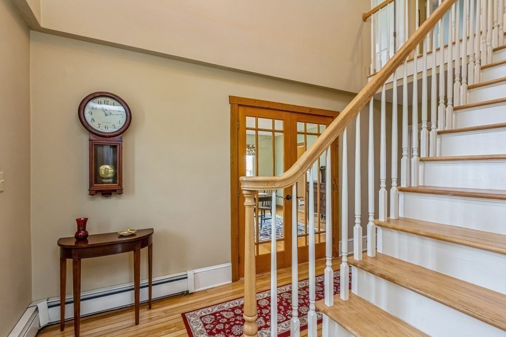 47 Singletary Avenue Sutton, MA 01590 - Photo 8 of 42