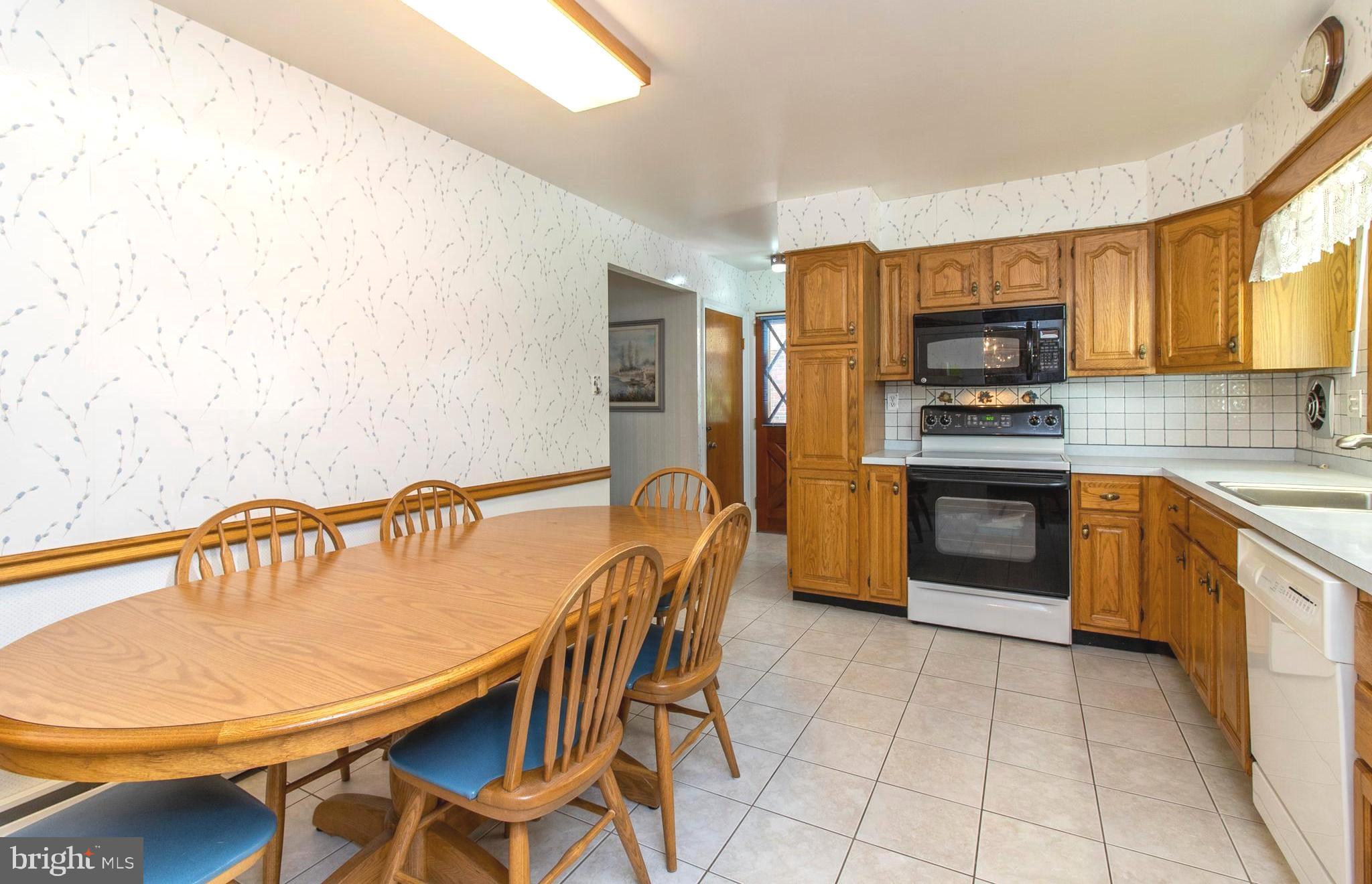 1123 Bon Air Road Havertown, PA 19083 - Photo 14 of 44 Kitchen with Side Entrance