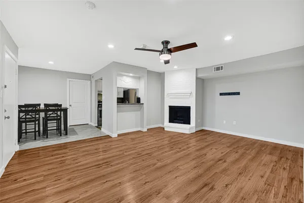 $1,450 | 250 El Dorado Boulevard, Unit 224, Webster, TX 77598