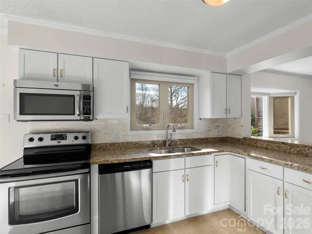 $325,000 | 201 Racquet Club Road, Unit 15, Asheville, NC 28803