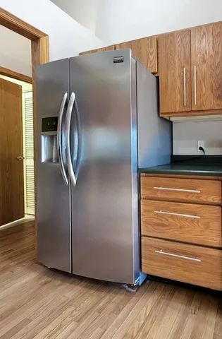 $378,500 | 405 Wesley Avenue, Savoy, IL 61874