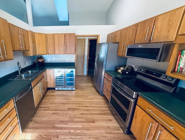 $378,500 | 405 Wesley Avenue, Savoy, IL 61874