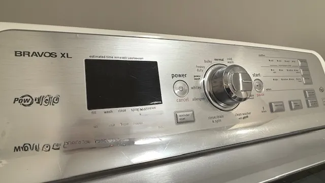 $378,500 | 405 Wesley Avenue, Savoy, IL 61874