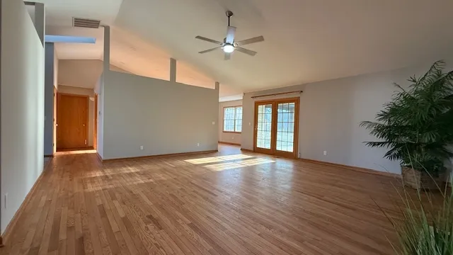 $378,500 | 405 Wesley Avenue, Savoy, IL 61874