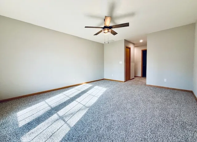 $378,500 | 405 Wesley Avenue, Savoy, IL 61874