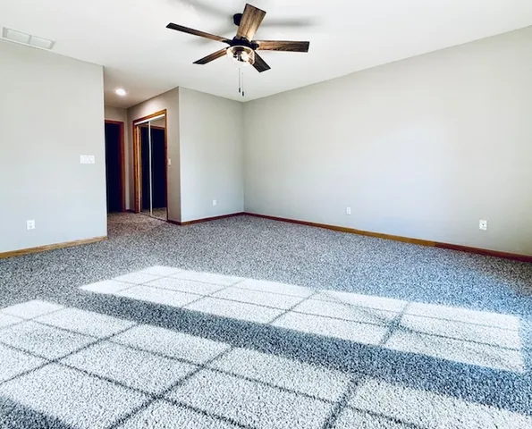 $378,500 | 405 Wesley Avenue, Savoy, IL 61874