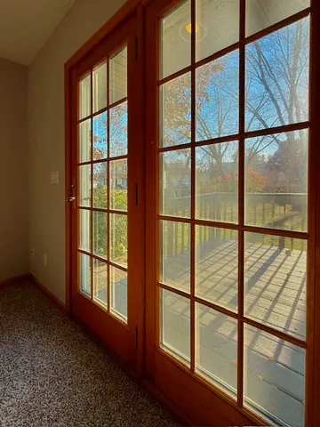 $378,500 | 405 Wesley Avenue, Savoy, IL 61874