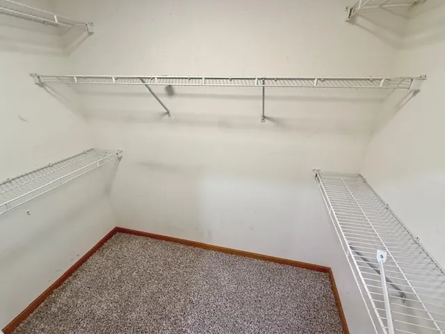 $378,500 | 405 Wesley Avenue, Savoy, IL 61874