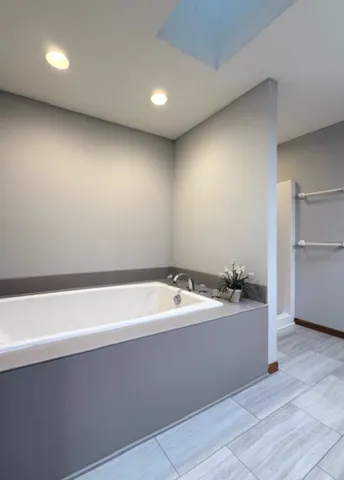 $378,500 | 405 Wesley Avenue, Savoy, IL 61874