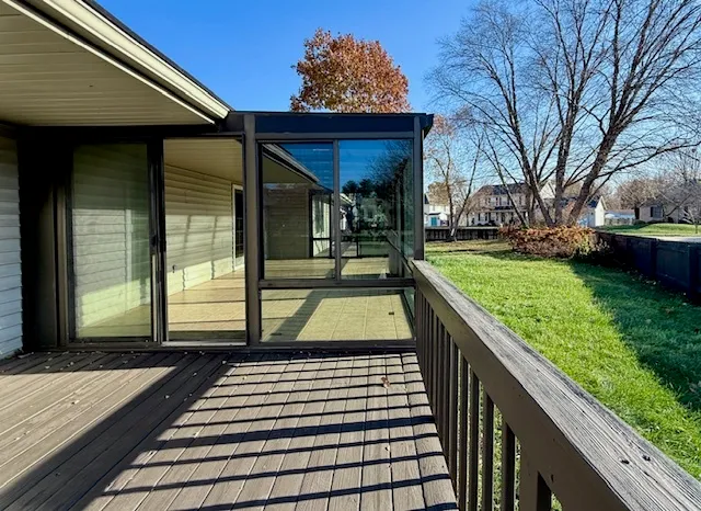 $378,500 | 405 Wesley Avenue, Savoy, IL 61874