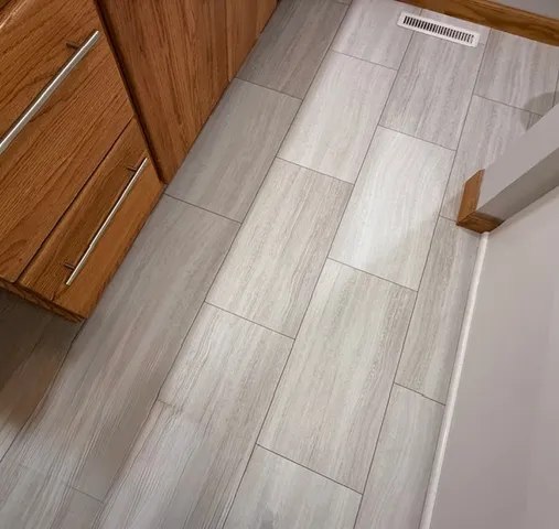 $378,500 | 405 Wesley Avenue, Savoy, IL 61874