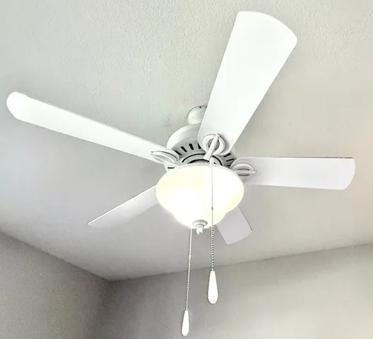 $378,500 | 405 Wesley Avenue, Savoy, IL 61874