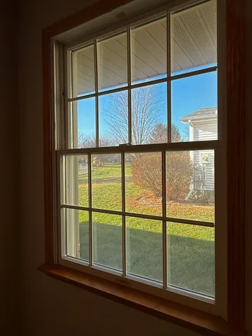 $378,500 | 405 Wesley Avenue, Savoy, IL 61874