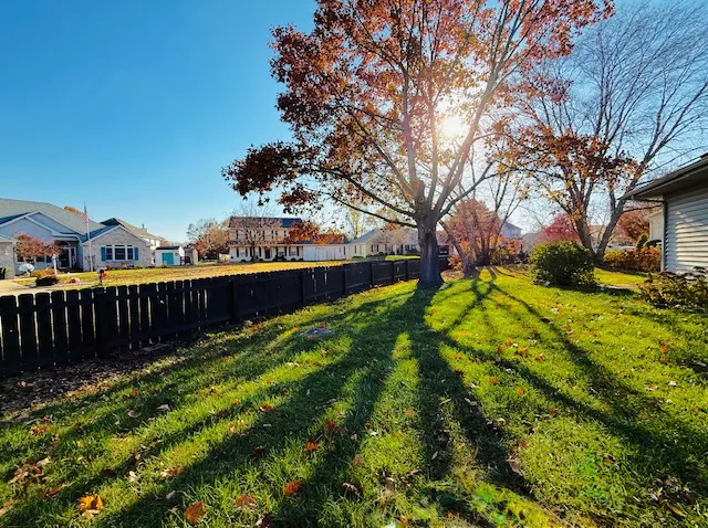 $378,500 | 405 Wesley Avenue, Savoy, IL 61874